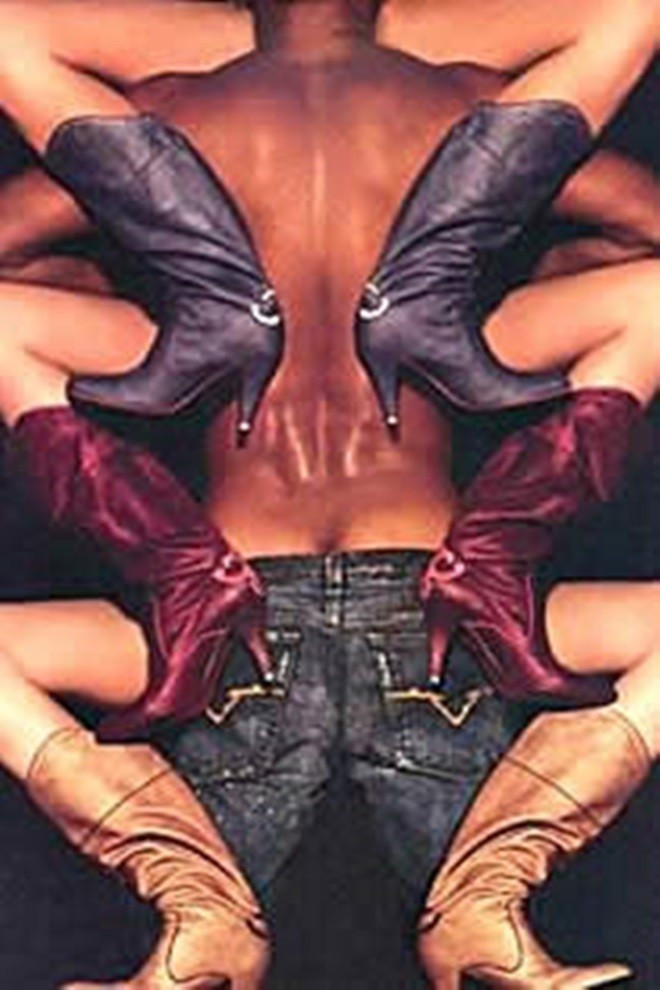Quảng cáo phản cảm của quần Jeans Diesel bị cấm tại Anh vì sử dụng hình ảnh xúc phạm người xem và không phù hợp xuất hiện trên một tạp chí có thể được xem bởi nhiều trẻ em.
