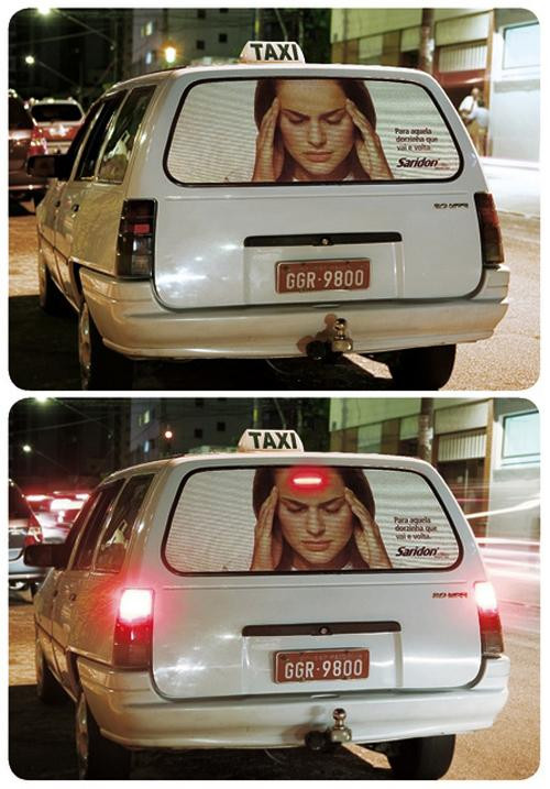 Quảng cáo trên taxi của loại thuốc điều trị đau đầu Saridon đã tận dụng rất tốt đèn sau của chiếc xe.