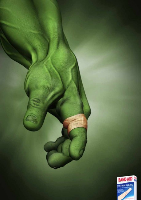 Ngay cả người khổng lồ xanh Hulk cũng phải sử dụng sản phẩm cầm máu của Band-Aid.