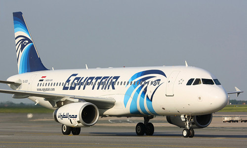 Chiếc máy bay Ai Cập bị cướp Airbus A320 là dòng máy bay phản lực tầm trung, 150 chỗ ngồi. Loại phi cơ này cùng với đối thủ chính Boeing 737 được sử dụng rộng rãi trên thế giới. Ảnh: Planespotters.