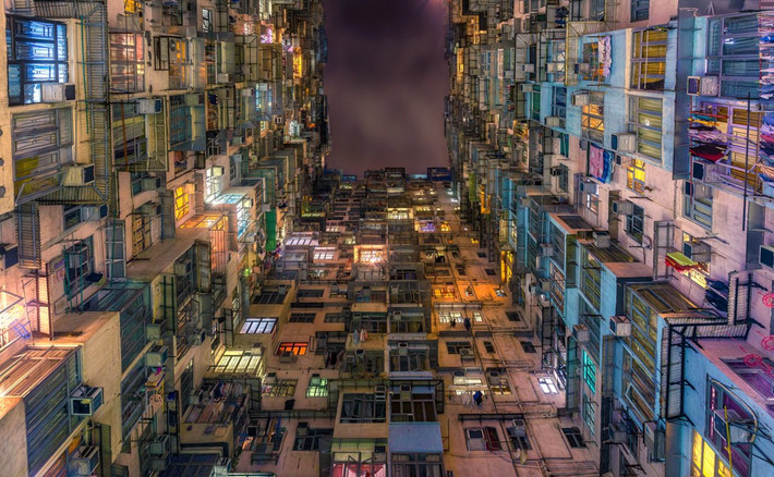 Ảnh chụp trong một khu tập thể tại khu vực Cửu Long, Hong Kong.