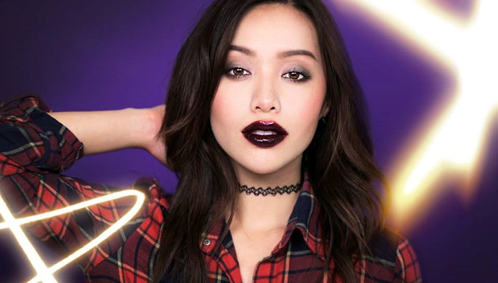 Nữ triệu phú gốc Việt trẻ tuổi này chuyên sản xuất những video hướng dẫn make-up. Hiện tại kênh YouTube của Michelle được theo dõi bởi 8 triệu người.