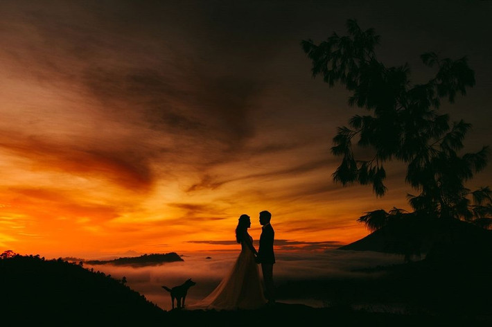 Khung cảnh hoàng hôn tuyệt đẹp ở Desa Pinggan, Kintamani, Bali, Indonesia. Ảnh: Cosmopolitan.