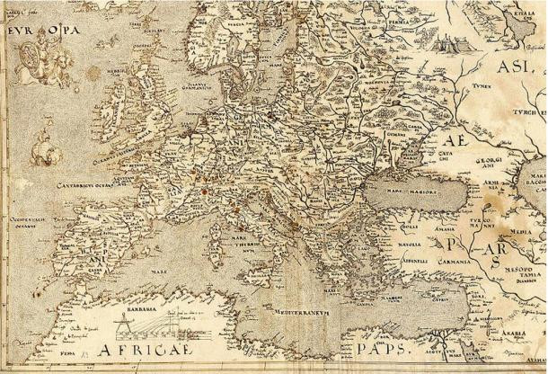 Kỳ lạ hơn, đảo Hy-Brasil thoắt ẩn thoắt hiện khi 7 năm mới xuất hiện 1 lần. Mỗi lần xuất hiện, nó chỉ được nhìn thấy duy nhất trong 1 ngày.