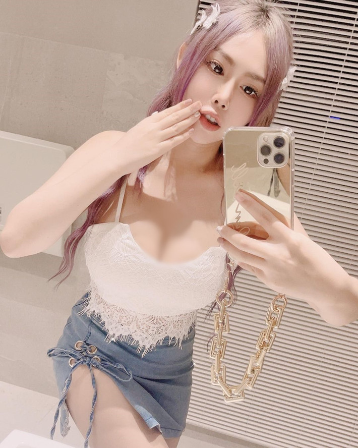 Có thể nói, so với nhiều hot girl khác, Tiểu Đào là một cô nàng năng động, nhanh nhẹn, luôn nắm bắt cơ hội làm giàu.
