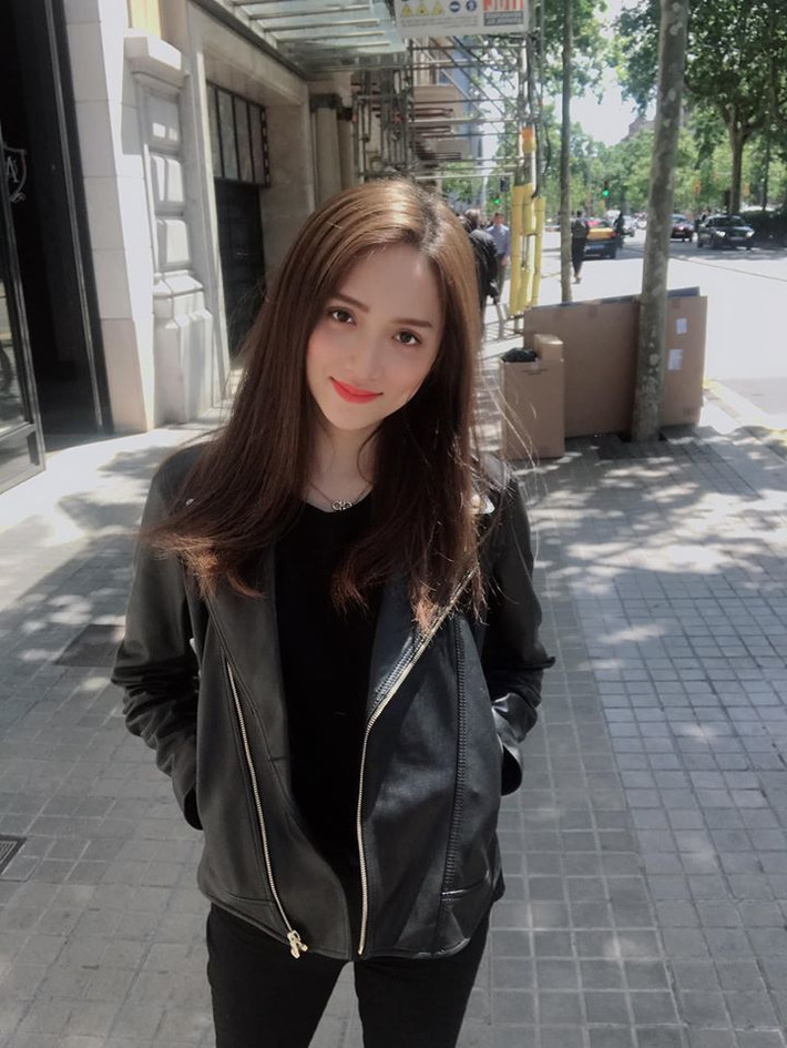Hoa hậu Hương Giang: "Đừng bao giờ đánh giá quá cao ai đó trong lòng bạn. Thứ nhất là tạo áp lực cho họ. Thứ hai là gây tổn thương cho chính mình".