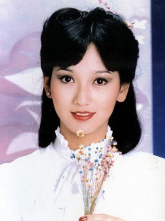 Triệu Nhã Chi.