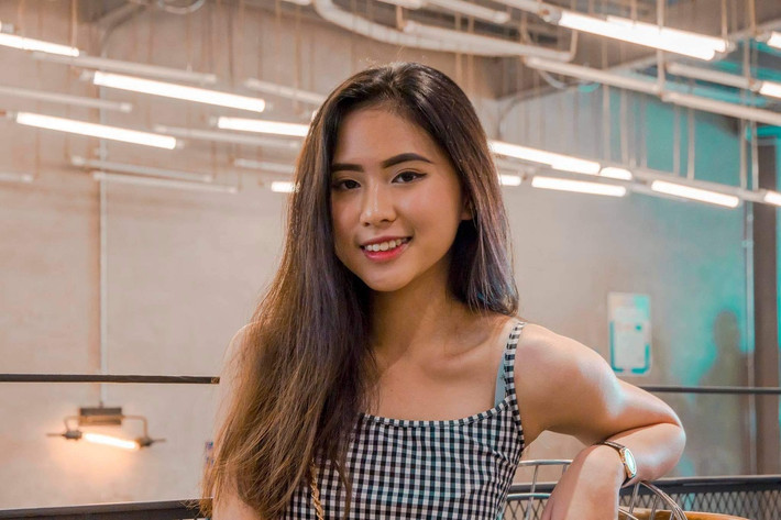 10X có nét đẹp cá tính, năng động. Cô bật mí đây là lần đầu tiên đăng ký tham gia một cuộc thi sắc đẹp. "Mình muốn thử sức, trau dồi kiến thức và xem đây là trải nghiệm mới. Gia đình, người thân đều ủng hộ mình đi thi", Bảo Nghi nói.