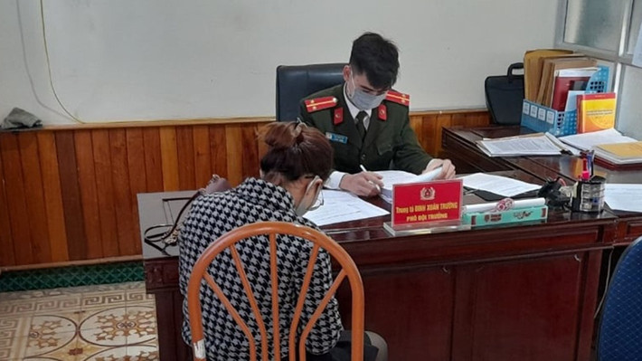 Ngày 29/1, Công an Tp. Sơn La xử phạt hai trường hợp vì thông tin sai sự thật về dịch bệnh COVID-19.