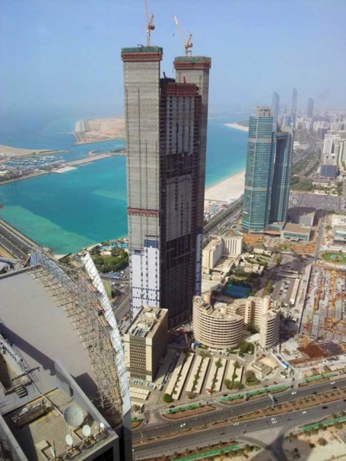 10. Trụ sở Adnoc ở Abu Dhabi, Tiểu vương quốc Ả Rập thống nhất, chiều cao 342m: Sau khi hoàn thành, tòa nhà này sẽ cao thứ 62 trên thế giới với 68 tầng. Dự án Adnoc, trụ sở mới của Công ty Dầu khí Quốc gia Abu Dhabi được cấp giấy chứng nhận vàng là “công trình xanh”.