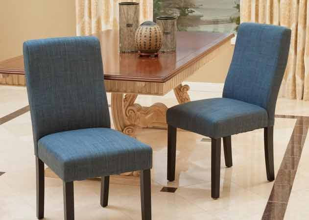 Màu xanh cổ điển sẽ là màu nhấn phổ biến nhất cho trang trí nội thất năm nay. Những đồ nội thất màu xanh chàm hoặc xanh hải quân sẽ trở thành màu nội thất nhà đẹp ổn định trong năm nay.
