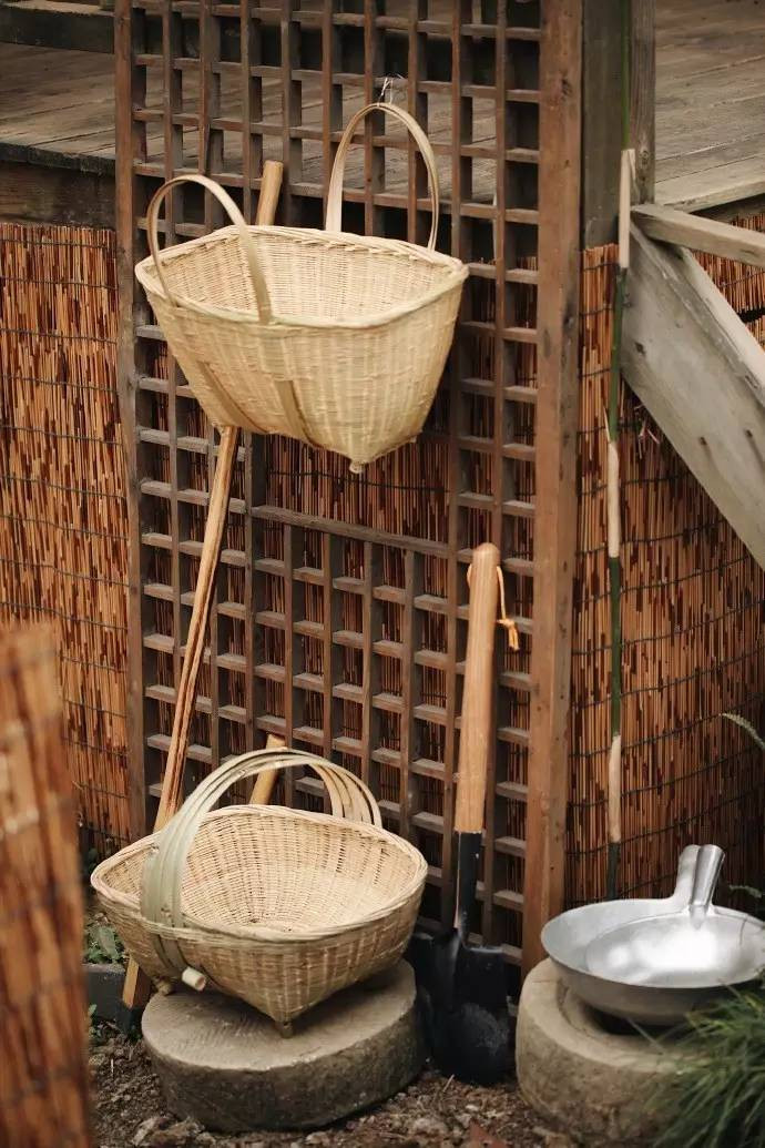 Những bạn bè chê bai Bạch Lộc năm xưa nay đã kín miệng hơn khi nhìn thấy thành quả sau bao nỗ lực của chàng trai trẻ. (Nguồn Youthwant)