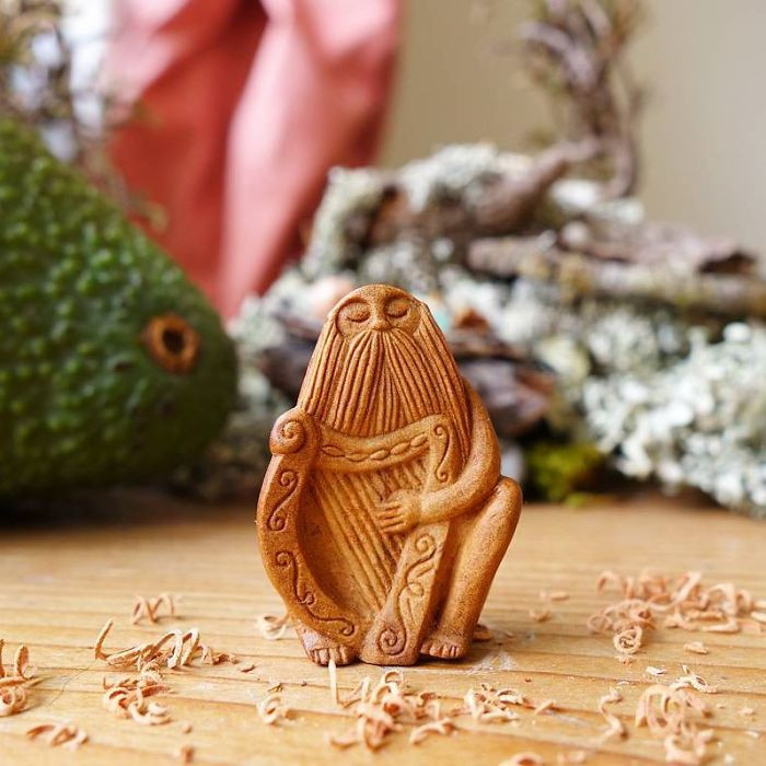 Sản phẩm của Jan được đông đảo mọi người yêu mến, ưa thích và theo cô, những bộ sưu tập nhỏ này có thể được trưng bày dưới dạng tượng trang trí, hoặc được dùng làm mặt dây chuyền. (Nguồn Bored Panda)