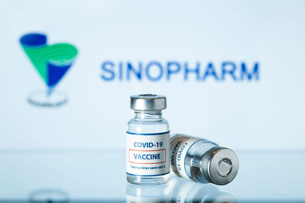 Những phản ứng sau tiêm rất hiếm gặp (dưới một trên 10.000 liều) là ớn lạnh, rối loạn chức năng vị giác, mất vị giác, dị cảm, run, rối loạn chú ý; chảy máu cam, hen suyễn, kích ứng cổ họng, viêm amidan, khó chịu, cổ đau, đau hàm, u cổ, loét miệng, đau răng, rối loạn thực quản...