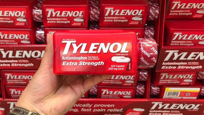 Ngoài ra, theo khuyến nghị của FDA, dexamethasone có thể được sử dụng kết hợp với remdesivir đối với những người nhập viện với COVID-19 đang sử dụng máy thở hoặc cần bổ sung oxy.