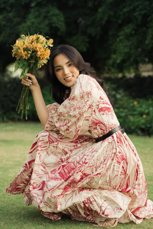 Trải qua những sóng gió, người đẹp gốc Nam Định đã có những thay đổi tích cực, dần lấy lại hình ảnh trong mắt công chúng.