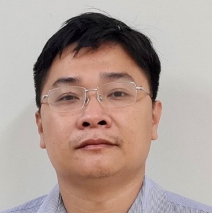 Bị cáo Ngô Quang Tuấn, cựu chuyên viên Vụ Hợp tác quốc tế, Bộ Giao thông Vận tải cùng mức đề nghị 5-6 năm tù;