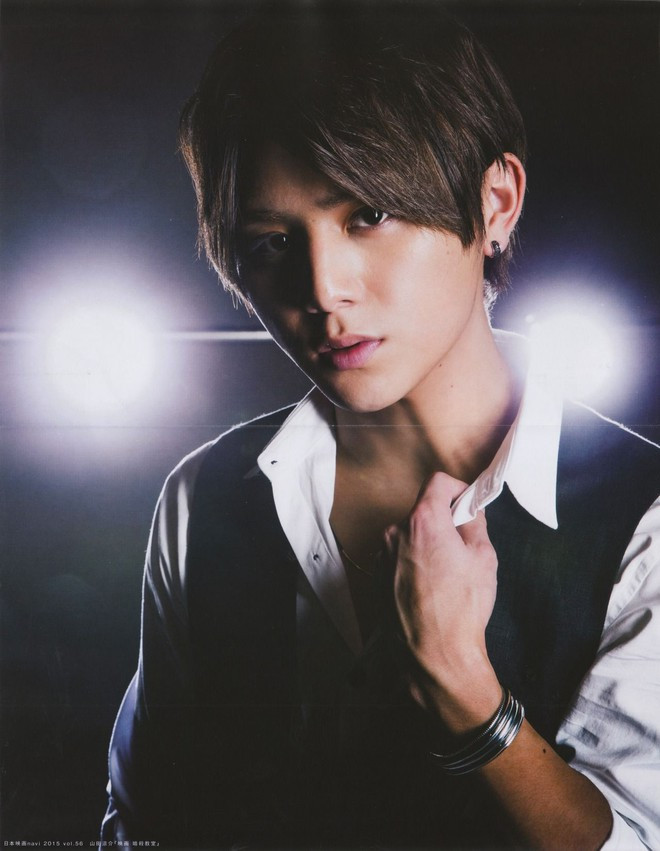 9. Ryosuke Yamada (Hey!Say!JUMP): Nam thần Nhật Bản tiếp tục lọt vào danh sách gương mặt nam thần châu Á. Anh được yêu mến vì tính cách nền nã, lịch thiệp.