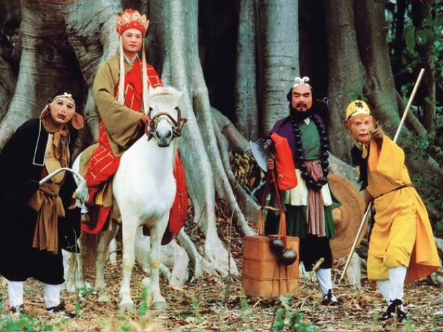 Trong Tây Du Ký, Sa Tăng vốn giữ chức Quyển Liêm Đại tướng, trông rèm cho Ngọc Đế. Nhân vật này có 18 phép thần thông biến hóa, ít hơn 2 sư huynh: Tôn Ngộ Không (72 phép) và Trư Bát Giới (36 phép).