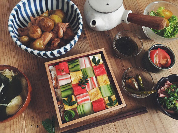 Cận cảnh một phần Shushi Mosaic đầy tính nghệ thuật.