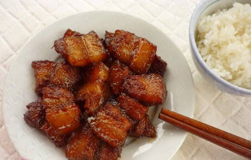 Bạn chỉ cần mua thịt và một chút mắm tép và chế biến theo khẩu vị mà các thành viên trong gia đình mình ưa thích là xong.