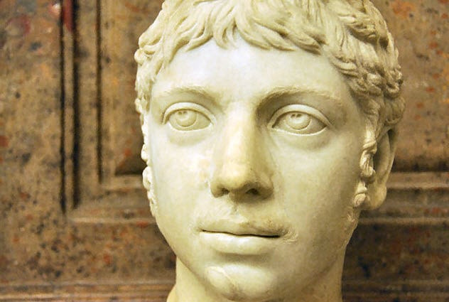 Hoàng đế La Mã Elagabalus cai trị đất nước chỉ trong 4 năm (218 - 222). Mặc dù tại vị trong thời gian ngắn nhưng ông hoàng La Mã này lưu danh sử sách bởi những hành vi lập dị.
