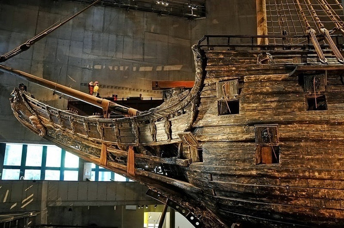 Theo đó, vào năm 1628, chiến hạm Vasa có chuyến hải hành đầu tiên với lộ trình đi từ cảng Stockholm tới Ba Lan.