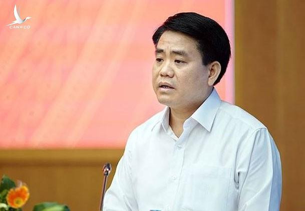 Tại cuộc họp ban chỉ đạo Phòng chống COVID-19 của thành phố Hà Nội ngày 30/3, ông Nguyễn Đức Chung cảnh báo, có thể trong thời gian ngắn nữa thôi, dịch sẽ lan ra 30 quận, huyện ở Hà Nội và cho rằng, hoàn toàn có thể khoanh vùng dịch nếu như mỗi cá nhân, gia đình đều có ý thức tự giác.