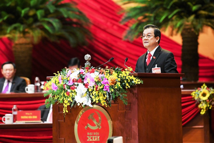 Tháng 9/2020, ông Lê Hồng Quang được bầu giữ chức Bí thư Đảng bộ TAND Tối cao nhiệm kỳ 2020-2025. Tại Đại hội XIII của Đảng diễn ra hồi cuối tháng 1, ông tái cử vào Ban Chấp hành Trung ương khóa XIII.