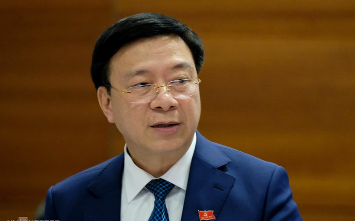 Ông Phạm Xuân Thăng, cựu Bí thư Tỉnh ủy Hải Dương đã nhận hơn 4 tỷ đồng vụ Việt Á. Trong đó nhận từ Phan Quốc Việt 100.000 USD và từ Phạm Duy Tuyến 600 triệu đồng và 50.000 USD.