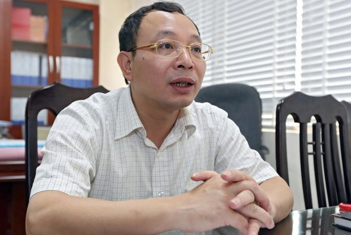 Bị can Nguyễn Nam Liên, Vụ trưởng Vụ kế hoạch tài chính, Bộ Y tế nhận hối lộ 100.000 USD (tương đương hơn 2,3 tỷ đồng).