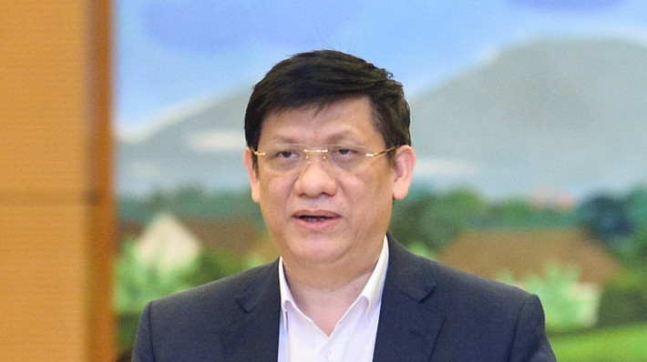 Cơ quan Cảnh sát điều tra Bộ Công an vừa hoàn tất kết luận điều tra, đề nghị truy tố 38 bị can trong vụ án sai phạm liên quan đến kit test Việt Á. Trong đó, cựu Bộ trưởng Y tế Nguyễn Thanh Long bị cáo buộc nhận hối lộ 2,25 triệu USD để can thiệp, tác động giúp Công ty Việt Á được cấp số đăng ký lưu hành kit xét nghiệm Covid-19.