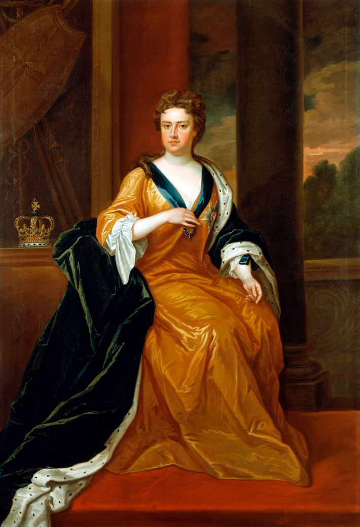 Khi Vua James II qua đời, anh rể của Anne là William lên ngôi vua. Đến năm 1702, Wiliam và chị gái Mary lần lượt qua đời. Theo đó, Anne chính thức trở thành nữ hoàng của Anh, Scotland và Ireland. Bà cũng là nữ hoàng đầu tiên của Vương quốc Anh.