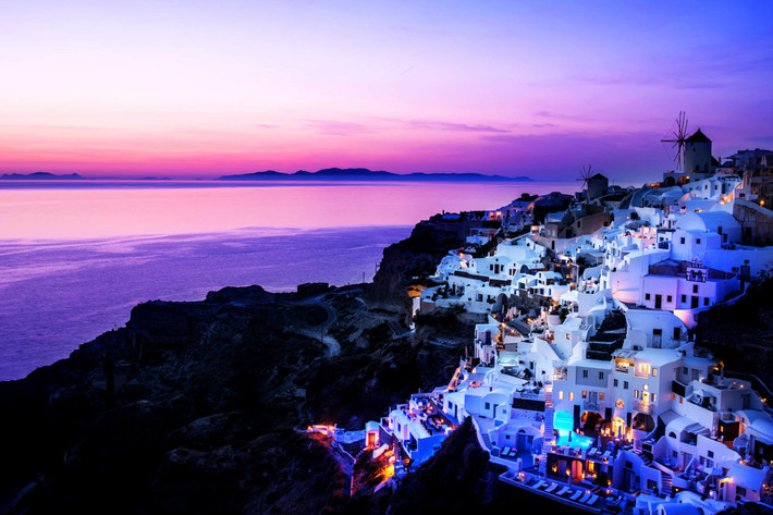 Trước năm 1960, đảo Santorini chưa có điện.