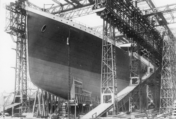 Cụ thể, tàu Titanic chính thức được đóng vào ngày 31/3/1909 tại nhà máy đóng tàu Harland & Wolff ở Belfast, Ireland.