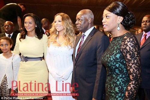 Tổng thống Angola José Eduardo Dos Santos và con gái tỷ phú Isabel Dos Santos sẵn sàng chi số tiền không nhỏ để được sao phục vụ riêng. Cuối tháng 12/103, nhà Dos Santos đã rút ví một triệu USD cho sự xuất hiện của Mariah Carey trong một bữa tiệc gia đình. Sau màn biểu diễn hai tiếng trên sân khấu, Mariah Carey còn chụp ảnh chung với ông Dos Santos và gia đình.
