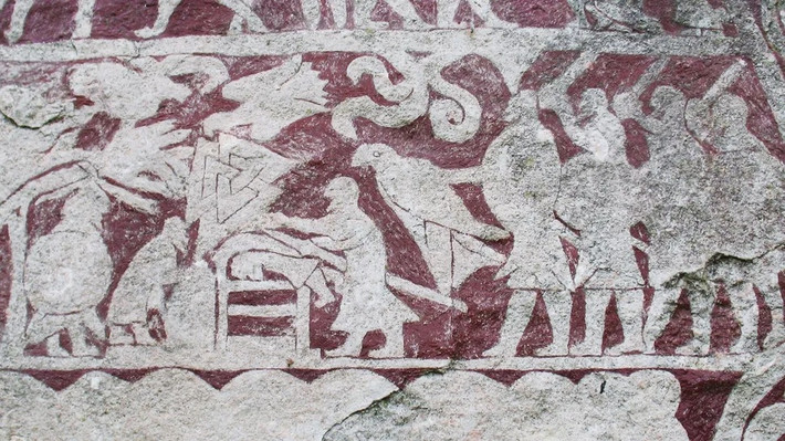 Không những vậy, người Viking còn khét tiếng với một kiểu tra tấn tù nhân vô cùng đẫm máu và rùng rợn. Đó là kiểu tra tấn có tên gọi "đại bàng máu" (Blood Eagle).