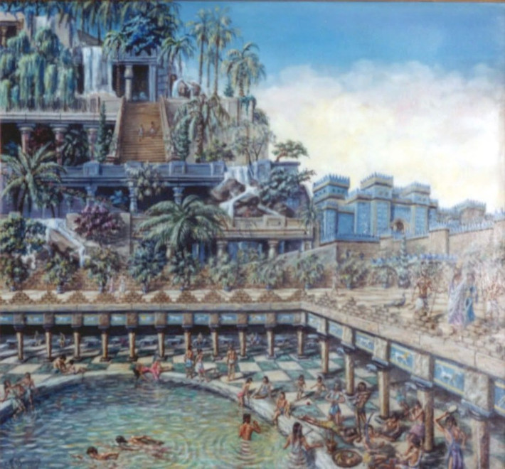 Toàn bộ cây cối trong Vườn treo Babylon được chăm sóc bằng một hệ thống tưới tiêu đặc biệt đã được tạo ra và các tầng bậc thang khác nhau được lót bằng những vật liệu như sậy, nhựa đường… để nước tưới không thấm qua ruộng bậc thang.