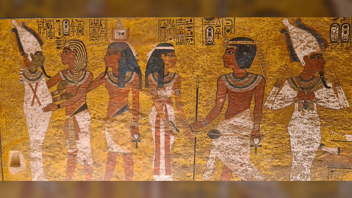 Người Ai Cập cổ đại cũng thực hiện lễ hiến tế. Theo các ghi chép, pharaoh Ai Cập được chôn cất cùng người hầu sau khi băng hà.