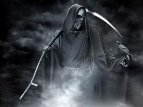 Tên gọi Shinigami được ghép từ hai từ tiếng Nhật khác nhau gồm: "shi" (cái chết) và "kami" (thần). Do vậy, Shinigami có nghĩa là vị thần của cái chết.