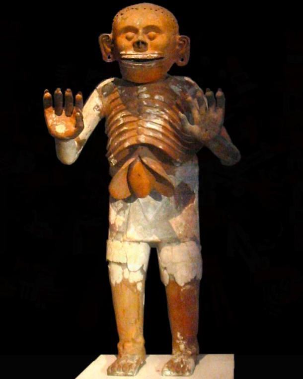 Mictlan do thần Mictlantecuhtli và vợ Mictecacihuatl cai quản. Cuộc hành trình của linh hồn đến Mictlan kéo dài 4 năm.
