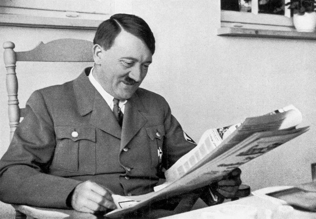 Sau khi bị bắt vì cuộc đảo chính nhà hàng bia năm 1923 nhằm lật đổ chính quyền bang Bayern, Hitler bị tống vào tù. Tại đây, y buộc phải kiểm tra sức khỏe lúc bị đưa đến nhà tù Landsberg.