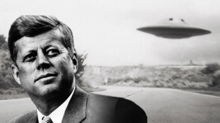 Một giả thuyết gây sốc hơn là việc có người cho rằng Tổng thống Kennedy bị ám sát dẫn đến mất mạng là do bị người ngoài hành tinh thủ tiêu.