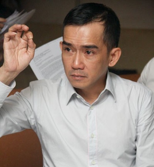 Minh Thuận từng bị tai biến và phát hiện bị bệnh phổi từ tháng 8/2015. Nam ca sĩ đã điều trị bằng cả Tây y và Đông y. Anh được người nhà đưa vào vào viện cấp cứu trong tình trạng suy hô hấp, đồng thời phải trợ thở trong nhiều ngày liền. Sau nửa tháng điều trị căn bệnh ung thư phổi tại bệnh viện Phạm Ngọc Thạch (TP.HCM), ca sĩ Minh Thuận đã trút hơi thở cuối cùng vào 8h15 ngày 18/9/2016, hưởng dương 47 tuổi.