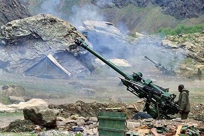 Sau khi không có phản hồi, hai bên đã đấu pháo dữ dội, nhưng phía quân đội Pakistan tuyên bố họ đã phải hứng chịu thương vong lớn do hỏa lực của Ấn Độ.
