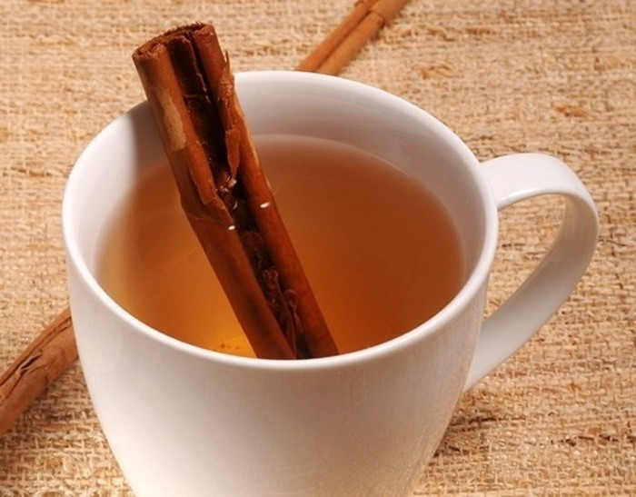 Dùng ¼ thìa quế mỗi ngày vào buổi sáng giúp kiểm soát lượng đường trong máu.