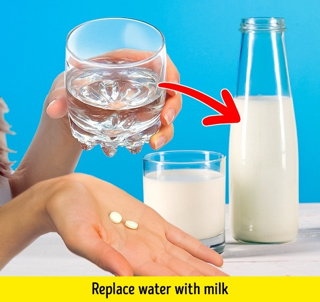 9. Dùng thuốc chống viêm: Aspirin, paracetamol và các thuốc chống viêm không chứa steroid khác (gọi tắt là NSAIDs) không nên dùng khi bụng đói. Nó không chỉ làm giảm hiệu quả của thuốc mà còn gây ra những vấn đề nghiêm trọng về sức khoẻ (như chảy máu dạ dày). Lời khuyên: Nếu bắt buộc phải uống thuốc, bạn có thể hòa thuốc vào thật nhiều nước để uống. Ảnh: Depositphotos.