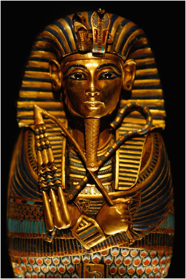 Sau này, bà trở thành vợ của pharaoh Tutankhamun - nhà vua trị vì Ai Cập từ năm 1332 TCN - 1327 TCN.