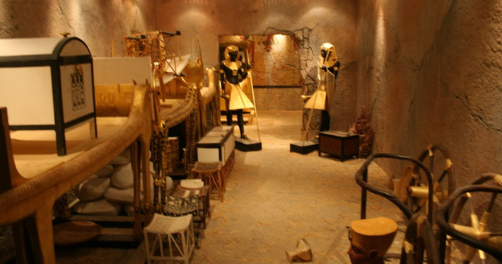 "Của quý" của pharaoh Tutankhamun được cố định ở vị trí thẳng đứng được tin là khơi dậy sức mạnh tái tạo của thần Osiris.