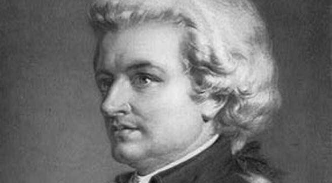Do không tiến hành khám nghiệm tử thi Mozart cộng thêm việc thi thể của ông được mai táng trong một ngôi mộ tập thể nên không ít hoài nghi cái chết của nhà soạn nhạc này có nhiều điều bí ẩn.